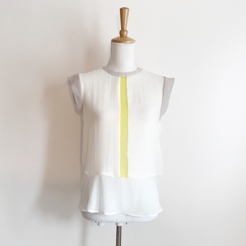 NWT Zara White and Yellow Zip up Blouse Size Small